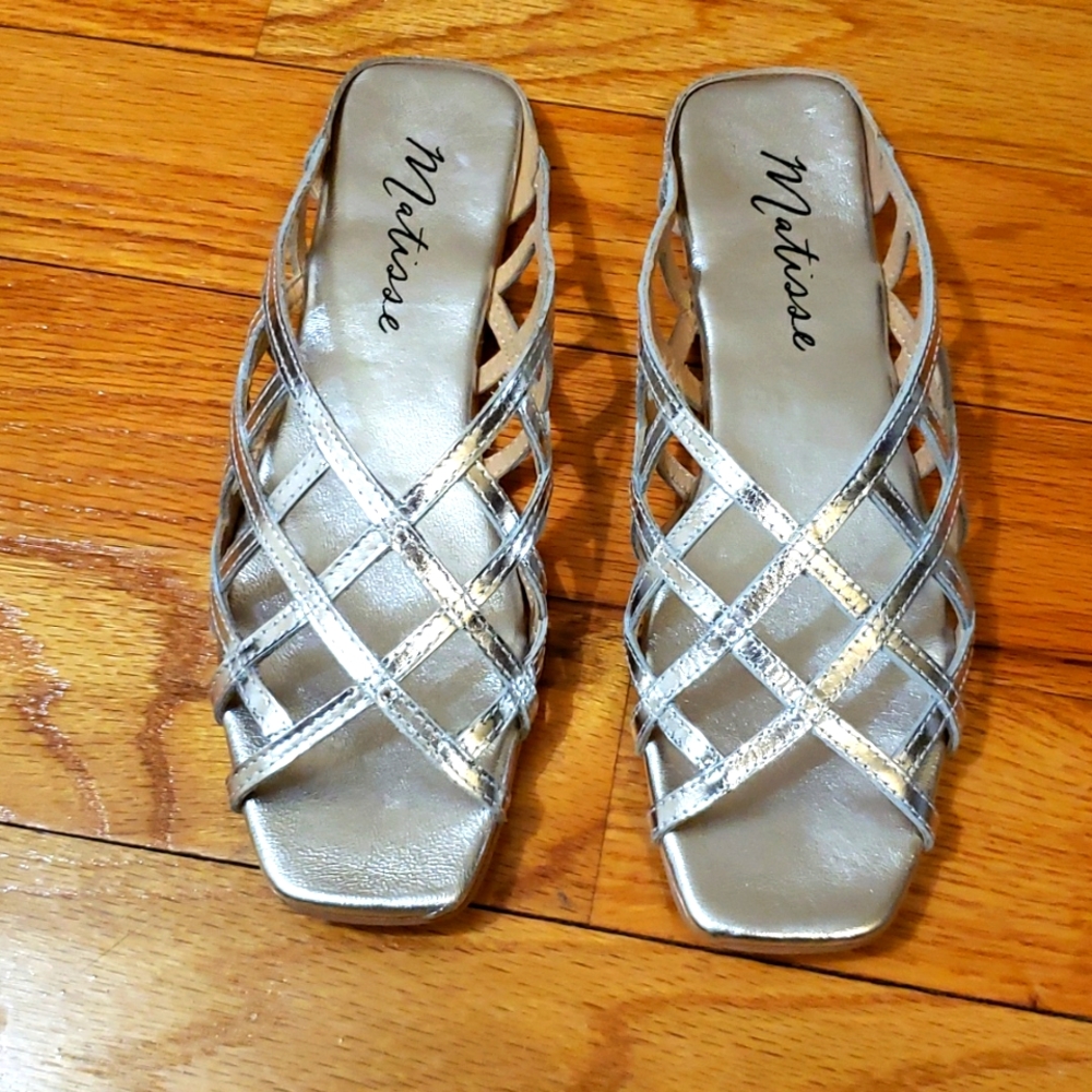 Matisse Flat Silver Slide 8M Cross Cut Open Weave